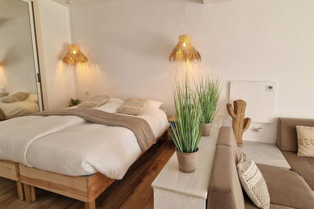 Luxe Studio Met Ruim Terras, Vlak Aan Zee! Sitio de Calahonda ภายนอก รูปภาพ